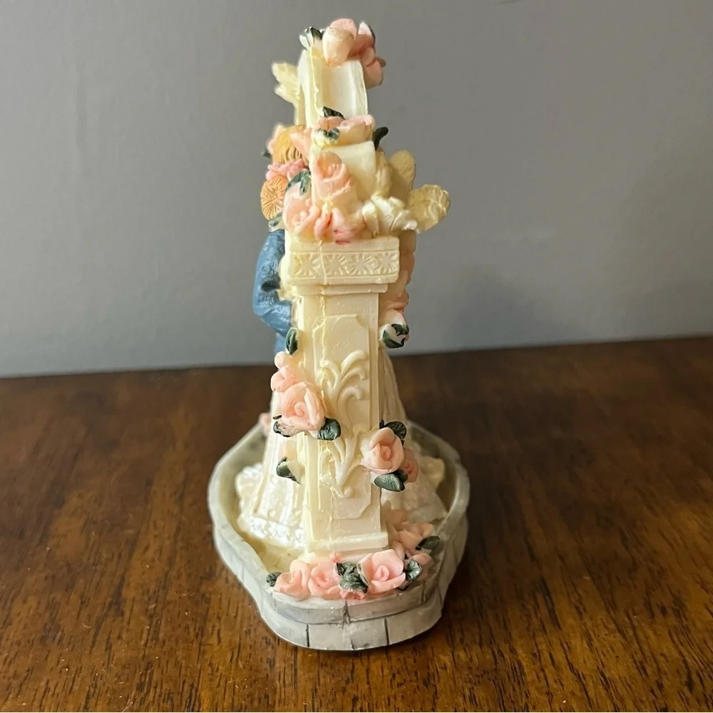 Vintage wedding cake topper. Romantic Wedding Couple Figurine